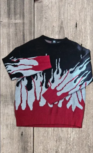 Maglione con stampa fiamme