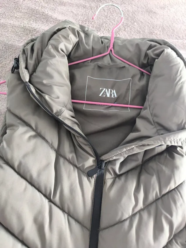 Giubbotto imbottito Zara verde oliva Taglia S