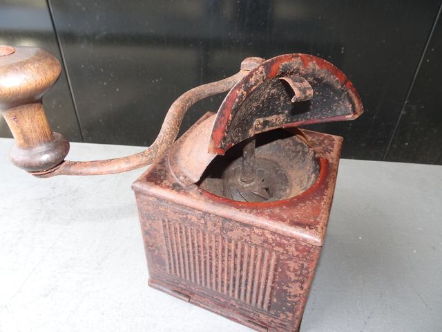 Molinillo de café Japy Freres antiguo