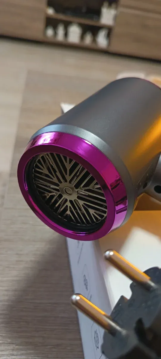 Phon capelli nero e rosa