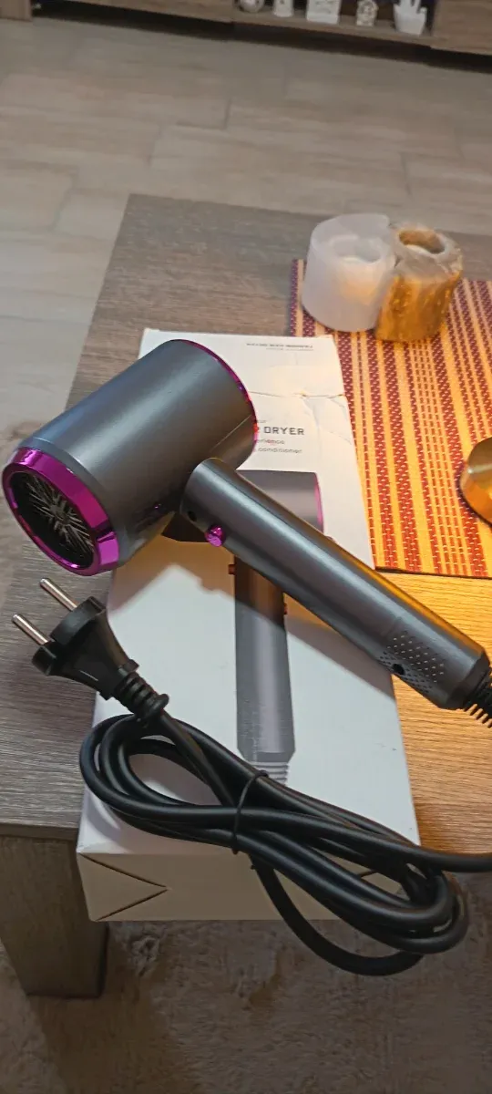 Phon capelli nero e rosa