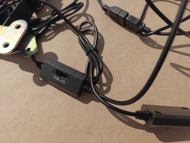 2 Ventiladores PC 8cm con Regulador