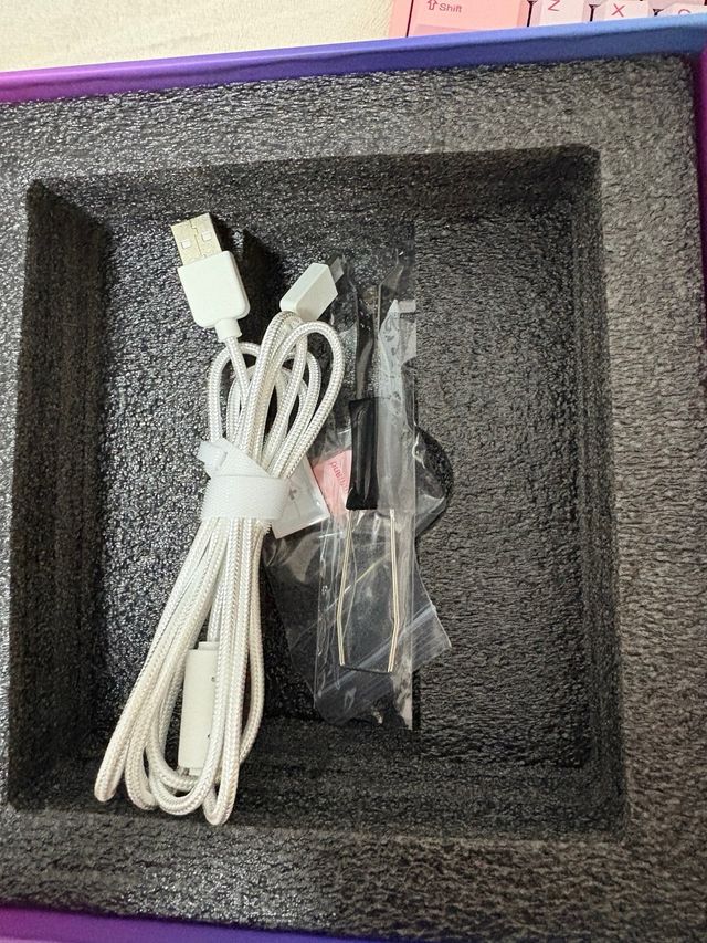 Teclado Gaming KiiBOOM Cybrix 29 Rosa