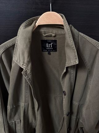 Chaqueta Zara TRF verde militar Talla L