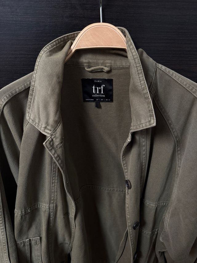 Chaqueta Zara TRF verde militar Talla L