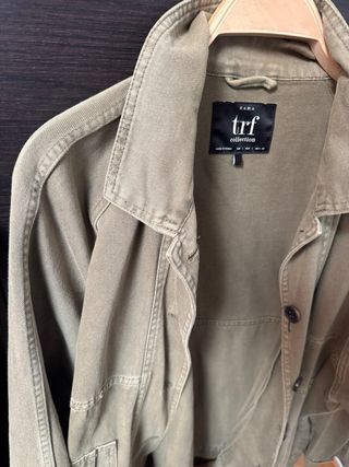 Chaqueta Zara TRF verde militar Talla L