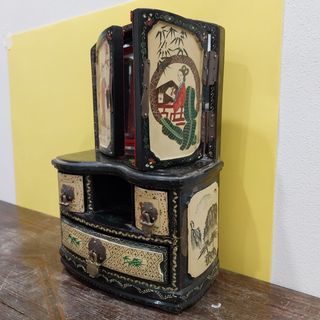 Joyero oriental de madera pintado a mano