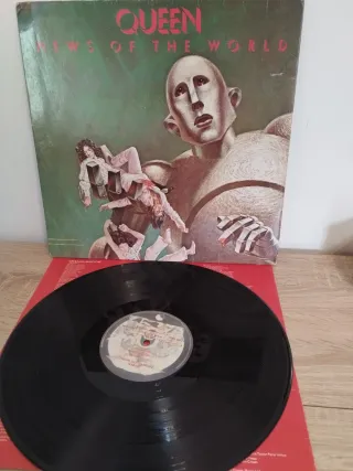 Queen - News of the World Vinilo