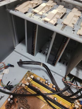 PC Intel Core 2 Duo Mas viejo que el sol