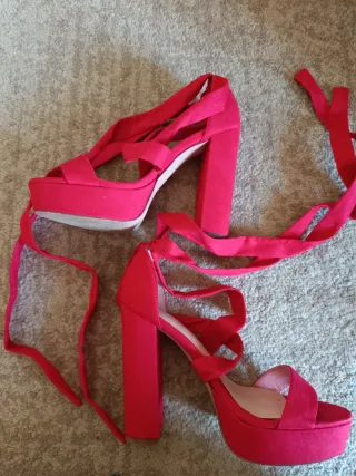 Sandali con tacco Even&Odd rossi