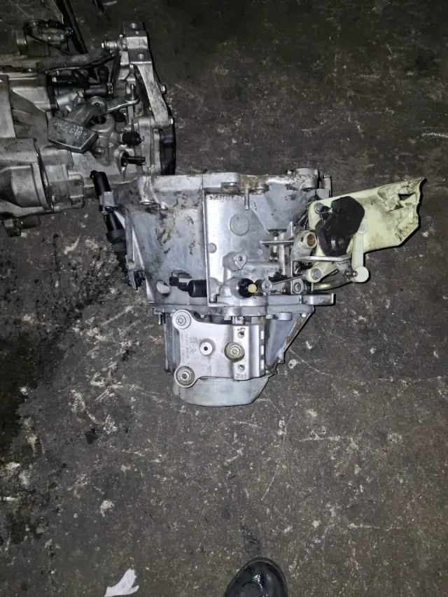 Caja de cambios 1.6 Hdi 9h06 ref. 20DP98