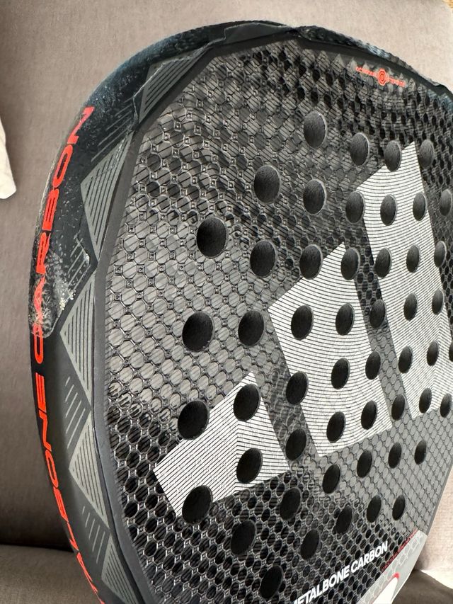 Pala Adidas Metalbone Carbon 2025
