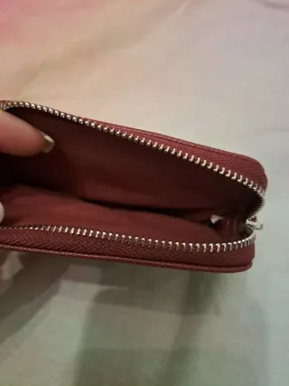 Cartera Burdeos Stradivarius