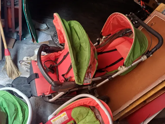 Cochecito Doble Bebé + 2 Sillas Coche