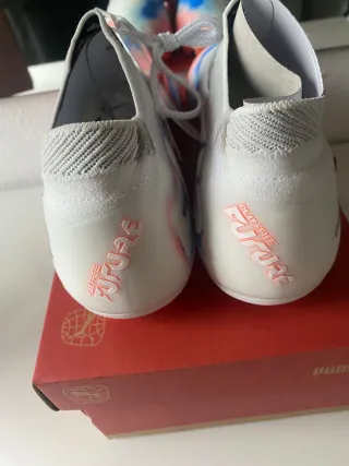 Botas Fútbol Puma Future 8 Ultimate MG