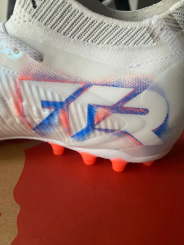 Botas Fútbol Puma Future 8 Ultimate MG