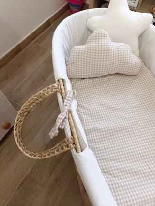 Moisés para bebé de mimbre