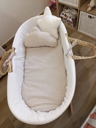 Moisés para bebé de mimbre