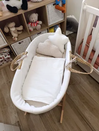 Moisés para bebé de mimbre