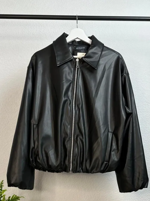 Bomber polipiel negra.