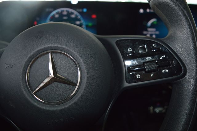 MERCEDES-BENZ CLASS A (W177) A 160 Advantage