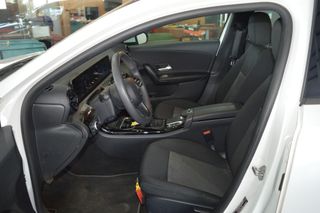 MERCEDES-BENZ CLASS A (W177) A 160 Advantage