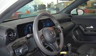 MERCEDES-BENZ CLASS A (W177) A 160 Advantage