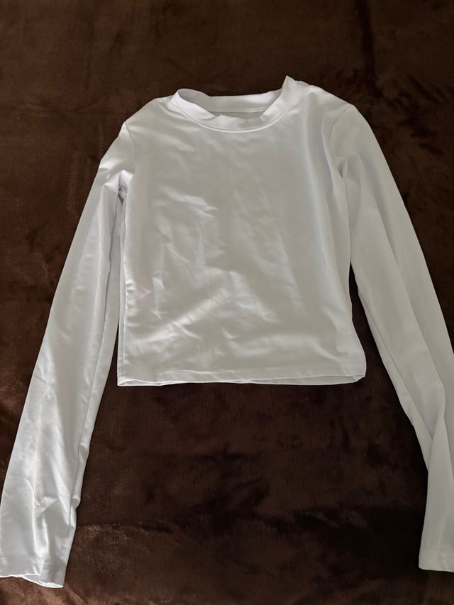 Camiseta blanca de licra manga larga