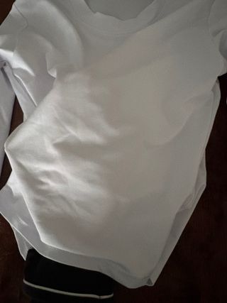Camiseta blanca de licra manga larga