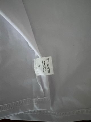 Camiseta blanca de licra manga larga