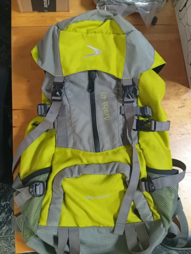 Mochila de trekking Araba 40