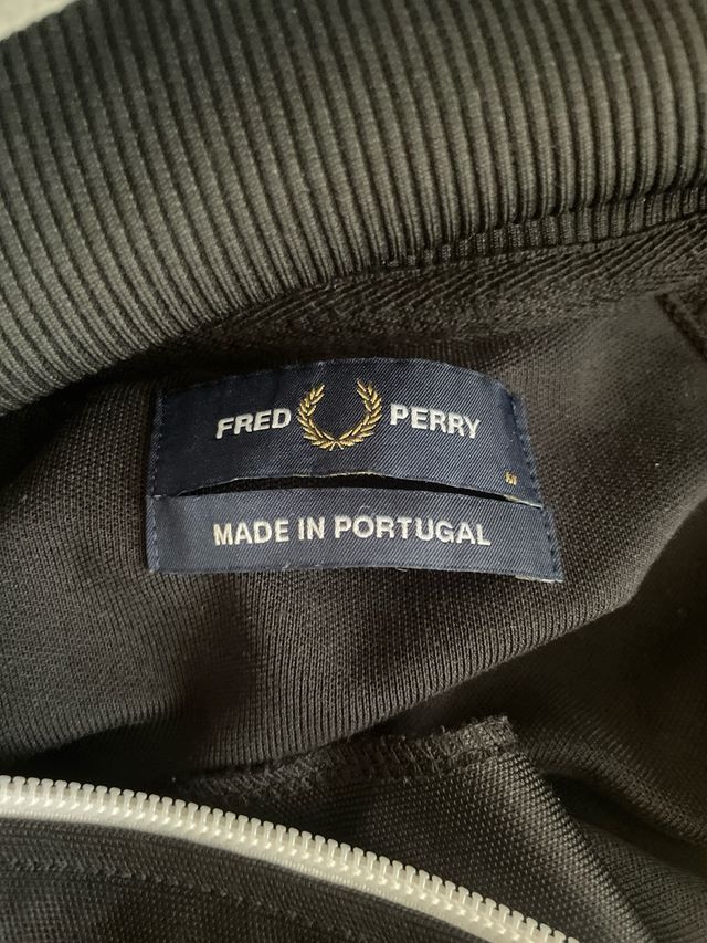 Sudadera Fred Perry Negra Rayas Blancas