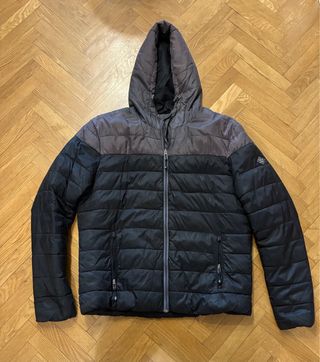 Chaqueta acolchada gris y negra Talla XL