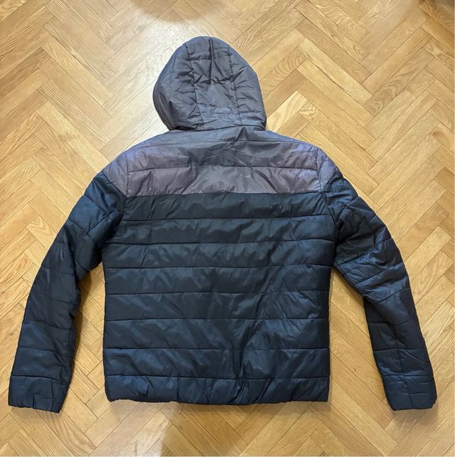 Chaqueta acolchada gris y negra Talla XL