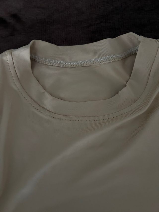 Camiseta manga larga licra beige