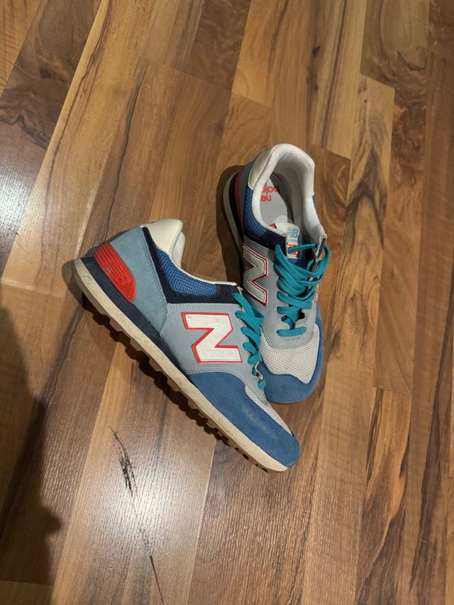 Zapatillas New Balance Azul y Rojo