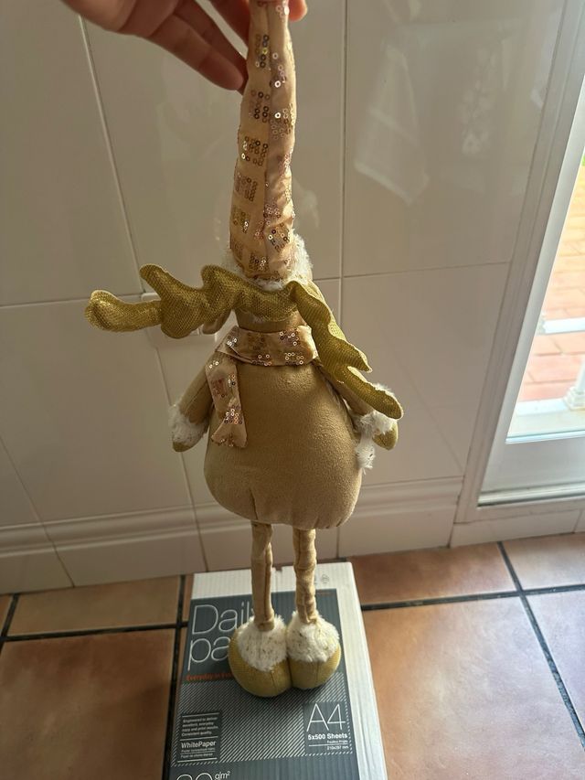 Figura Reno Navideño Decoración Beige y Dorado