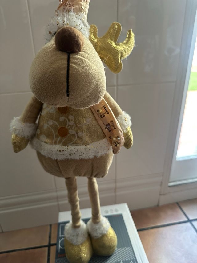 Figura Reno Navideño Decoración Beige y Dorado