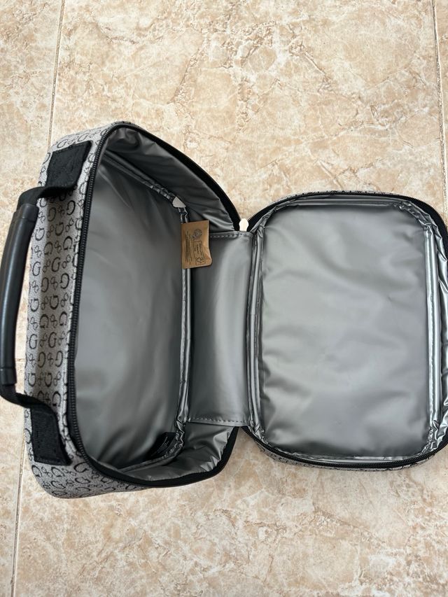 Necesser Guess Nuovo