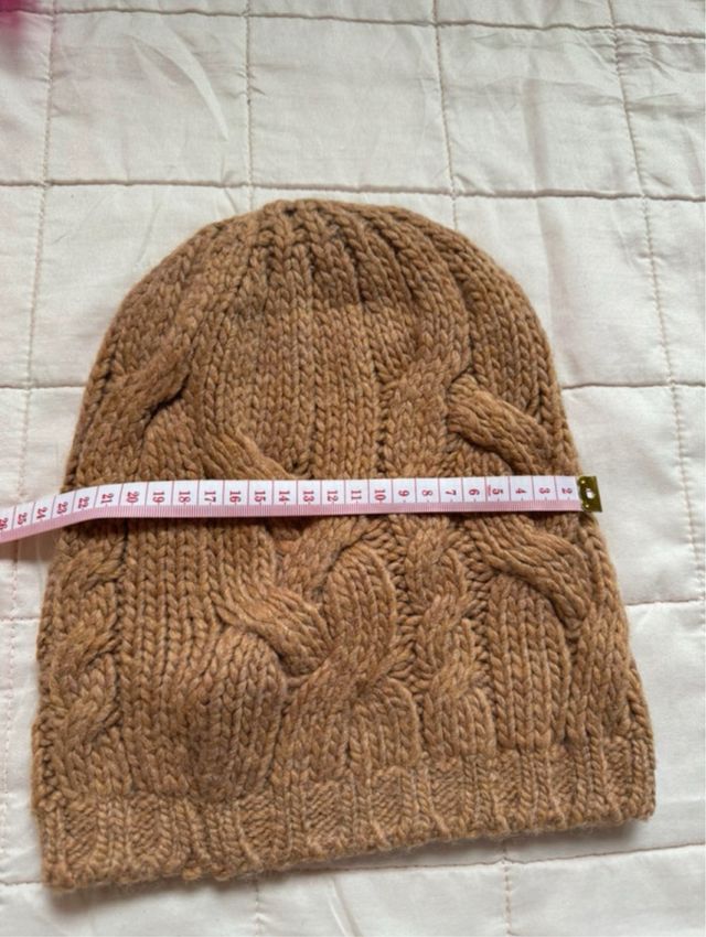 Berretto lana lavorato a maglia
