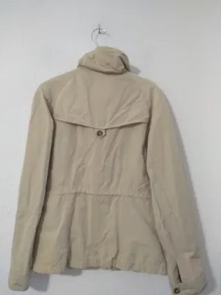 Gabardina Massimo Dutti Beige