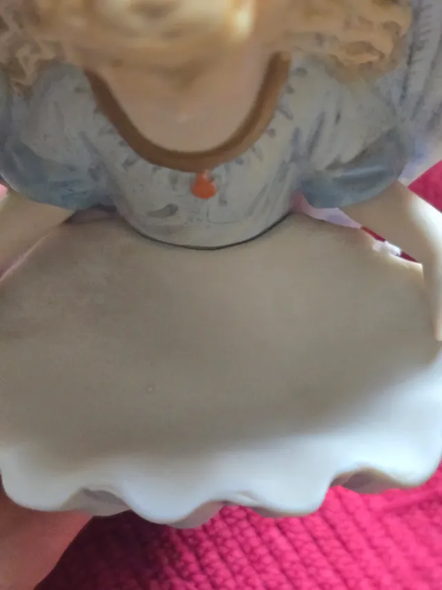 Benditera de porcelana ángel