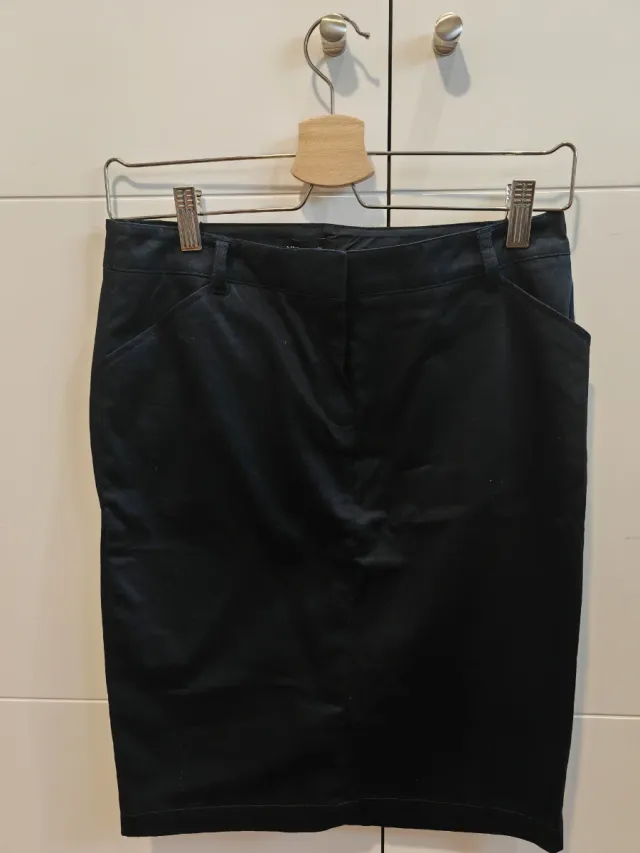 Falda tubo azul oscuro