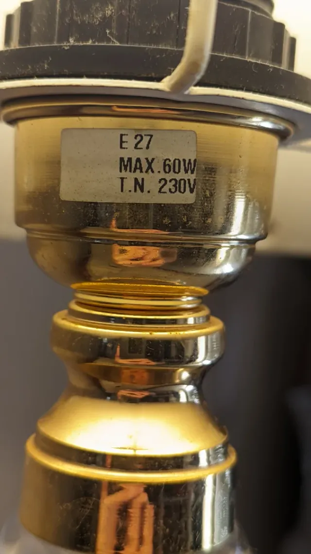 Lámpara de cristal de mesa