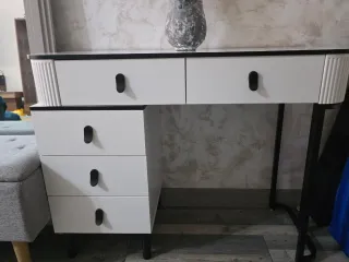 Tocador/Aparador Blanco y Negro