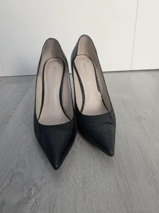 Zapatos ALDO tacón aguja T39