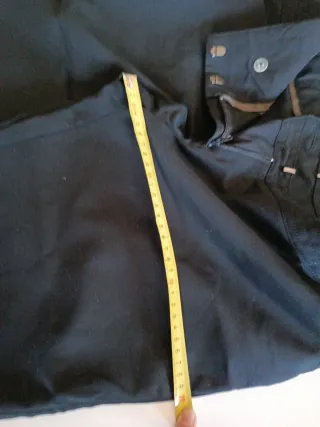 Pantalón negro chica