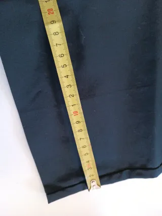 Pantalón negro chica