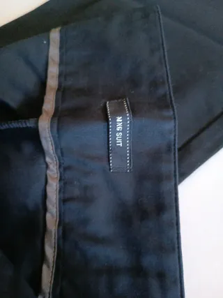 Pantalón negro chica