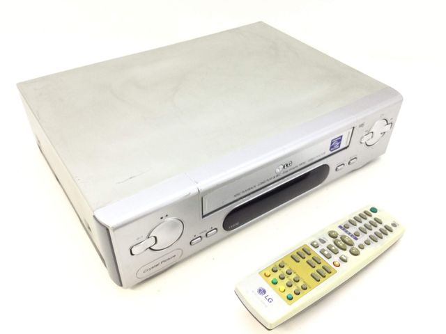 Reprodutor VHS LG LV-270